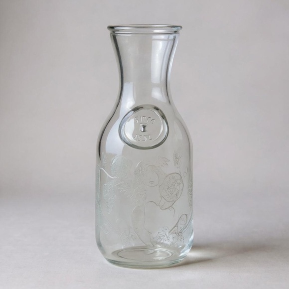 Vintage Paul Masson Vineyards Etched Glass Wine Carafe Floral Cherub - Picture 4 of 4